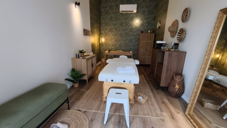 Cabine de soins de l’institut Célina Cisneros à Ramonville